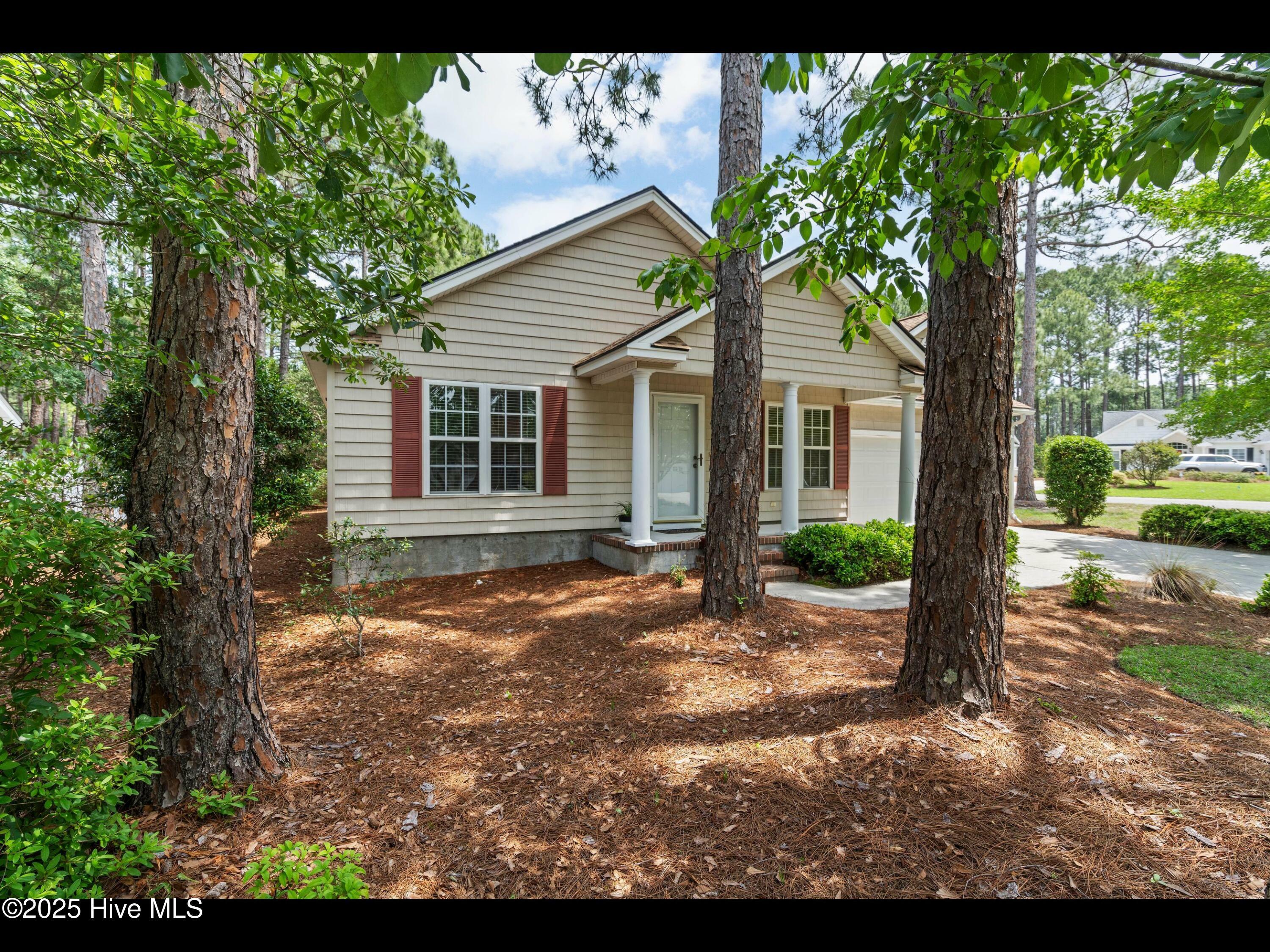 Property Photo: 4043 Brick Path Lane SE NC 28461
