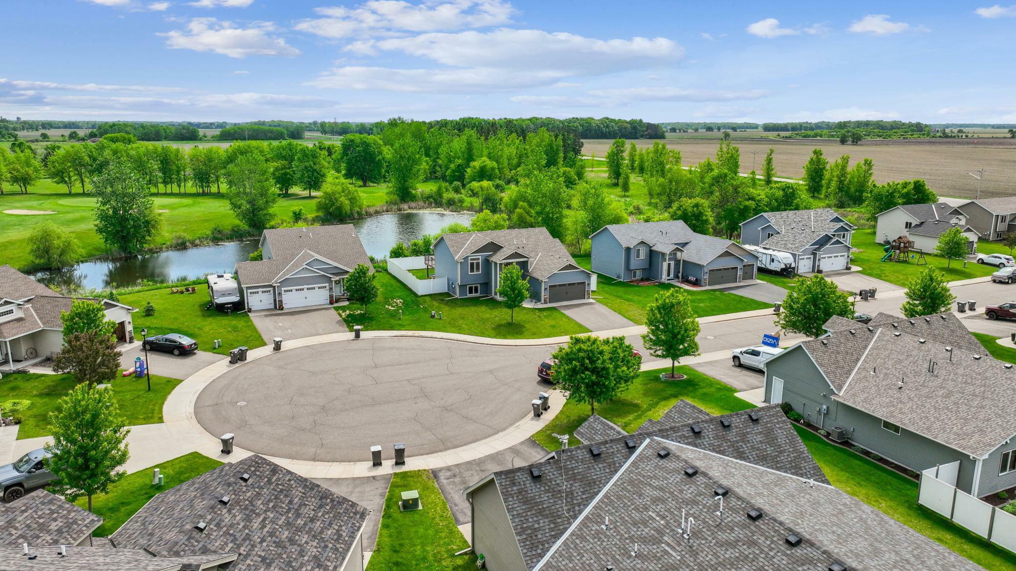 Property Photo:  1128 Golf Court  MN 56329 