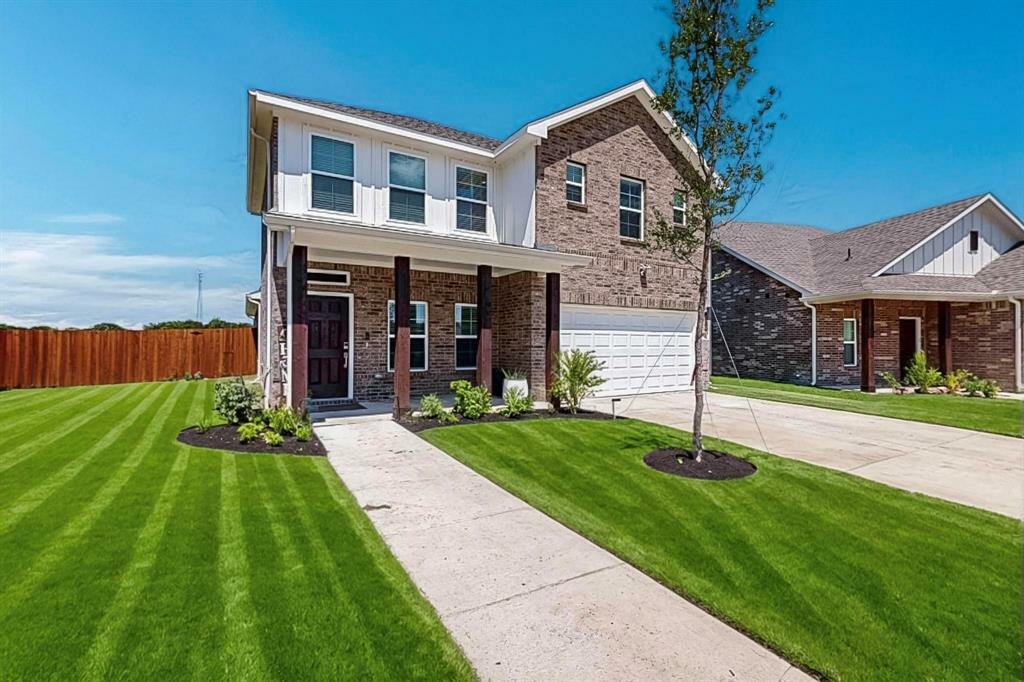 Property Photo: 403 Pendant Drive TX 75189