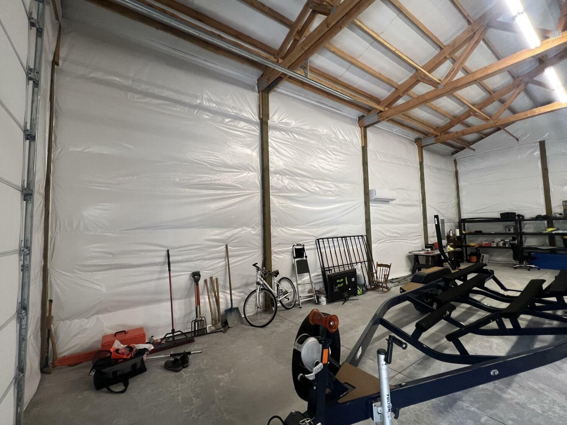 Property Photo: 16963 Downey Road OR 97707