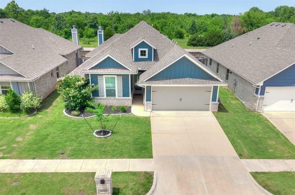 Property Photo: 3909 Palisade Lane OK 73179