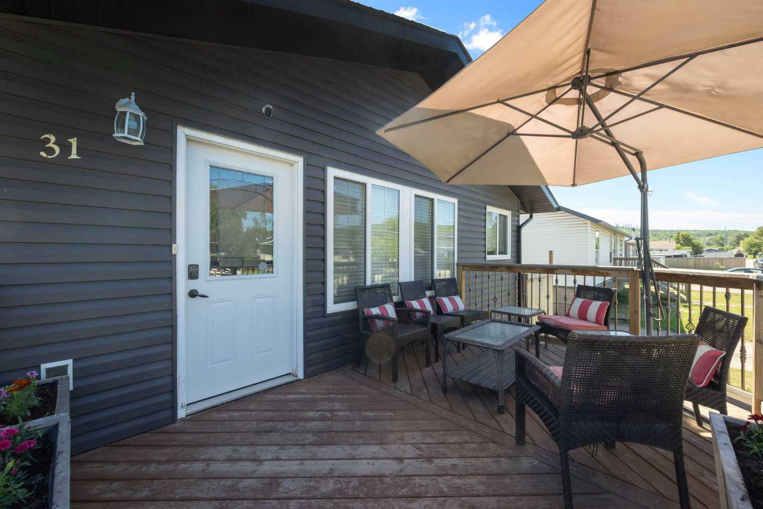 Photo de la propriété: 31 Rae Crescent AB T9H 1H2