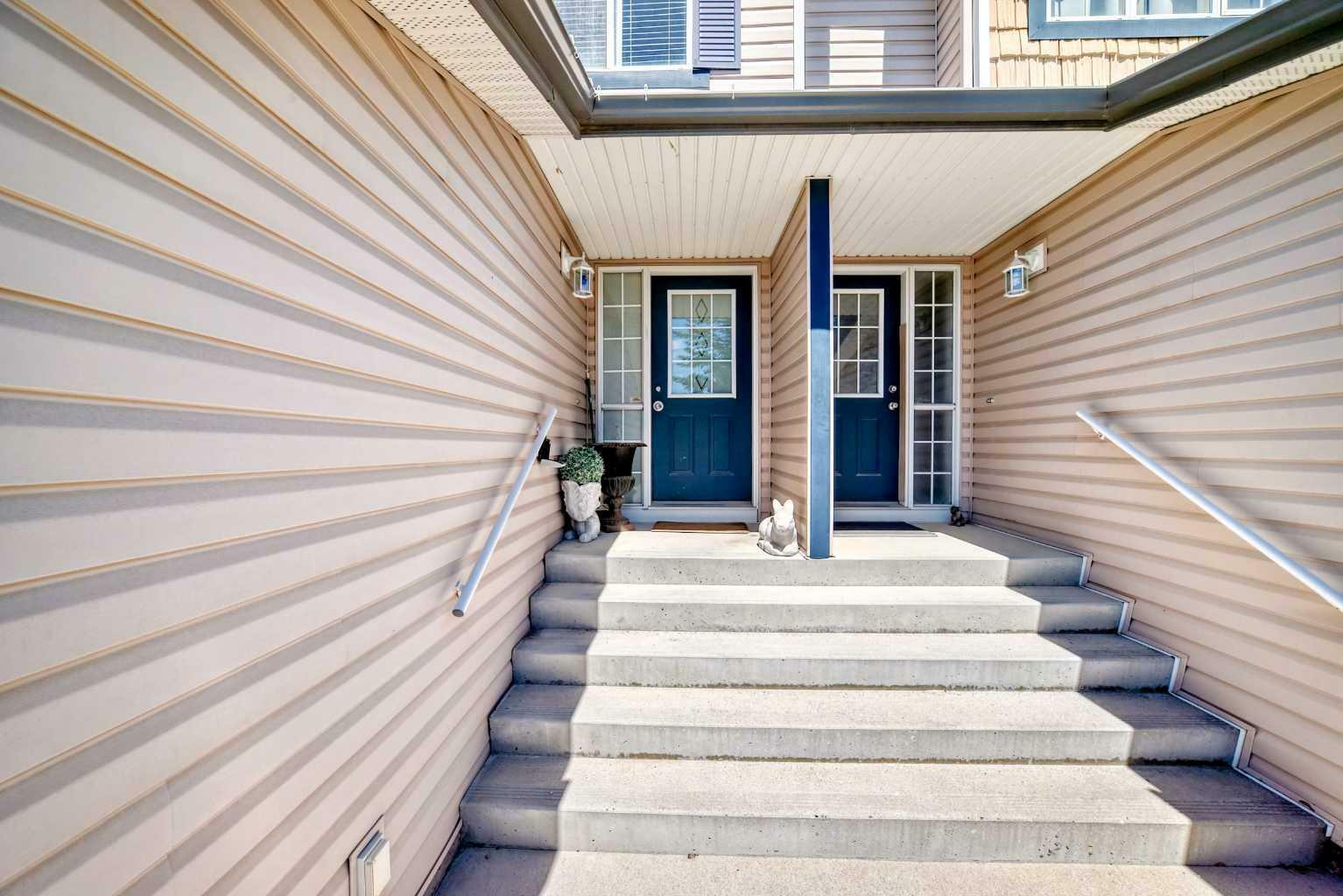 Property Photo: 9 Citadel Estates Manor NW AB T3G 5M6