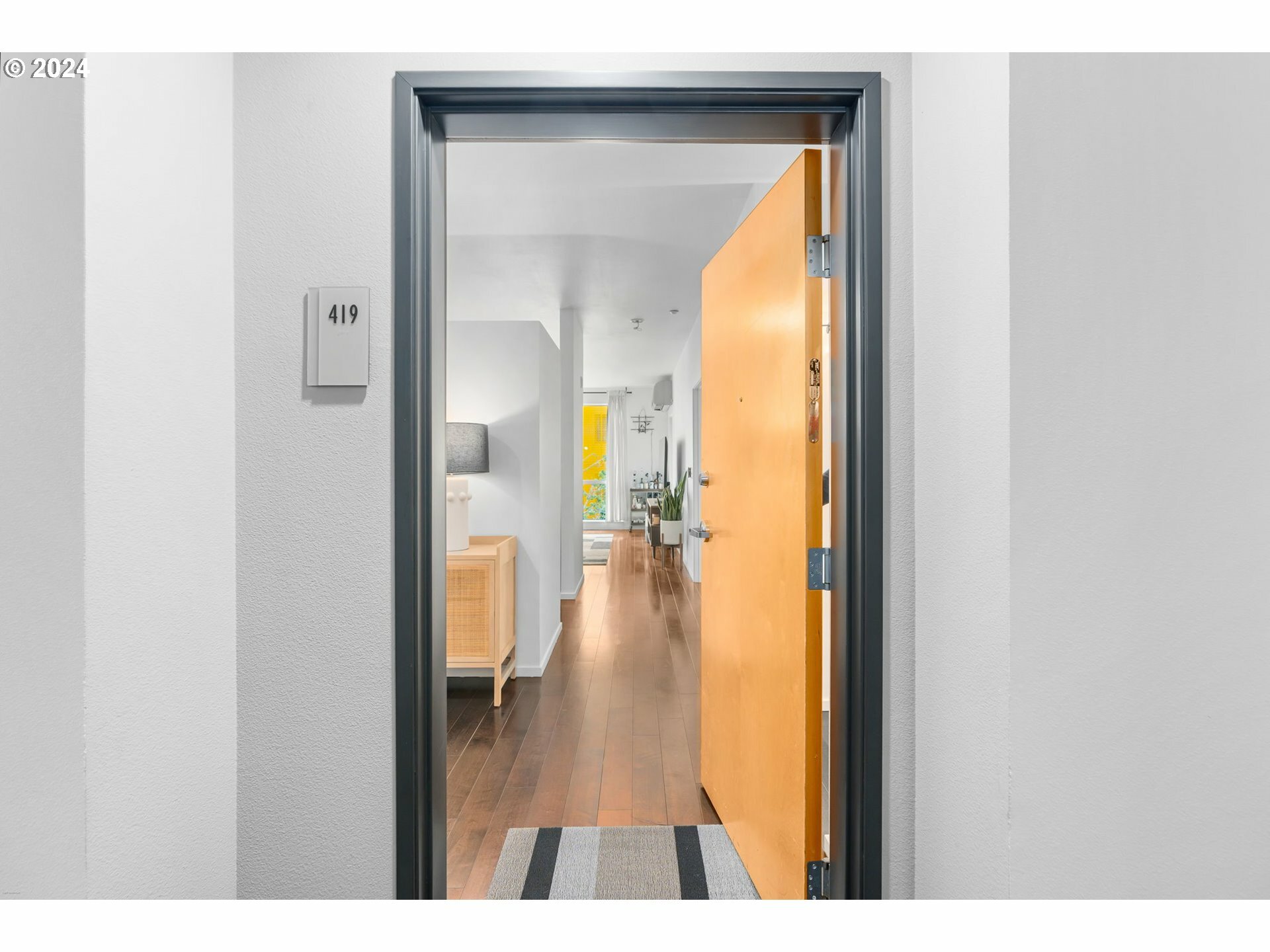 Property Photo: 1125 NW 9th Ave 419 OR 97209