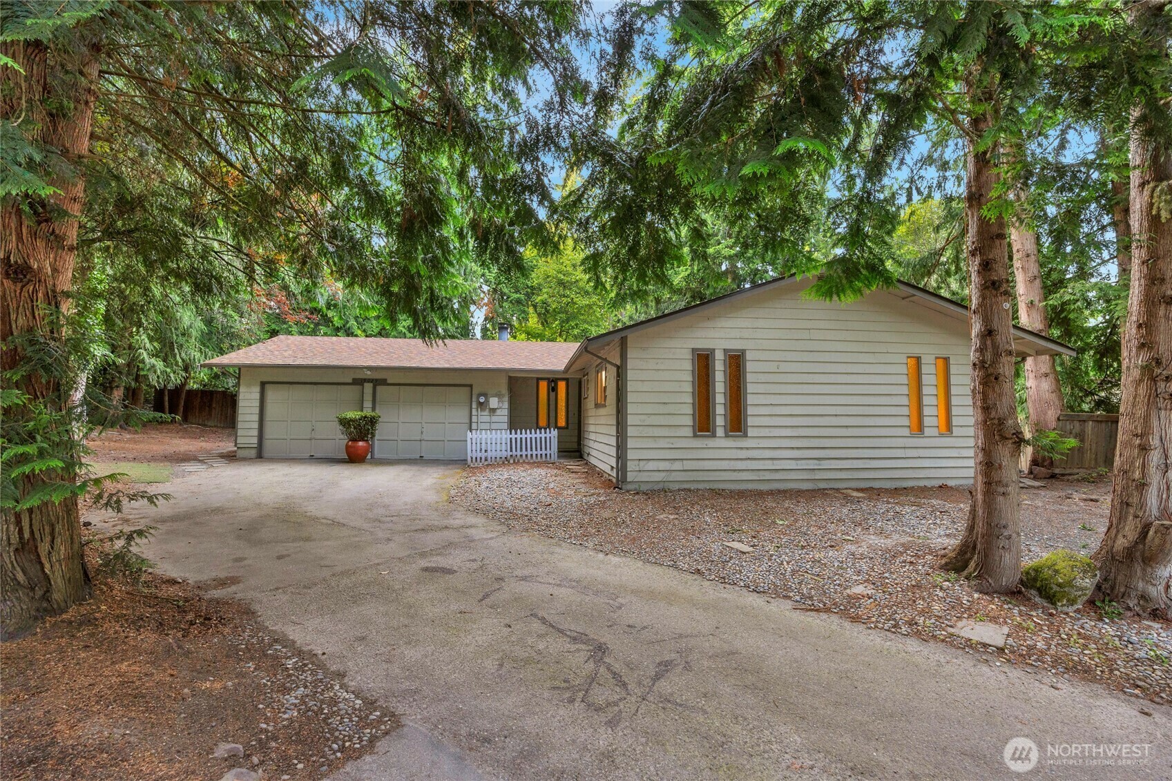 Property Photo: 19029 56th Lane NE WA 98028