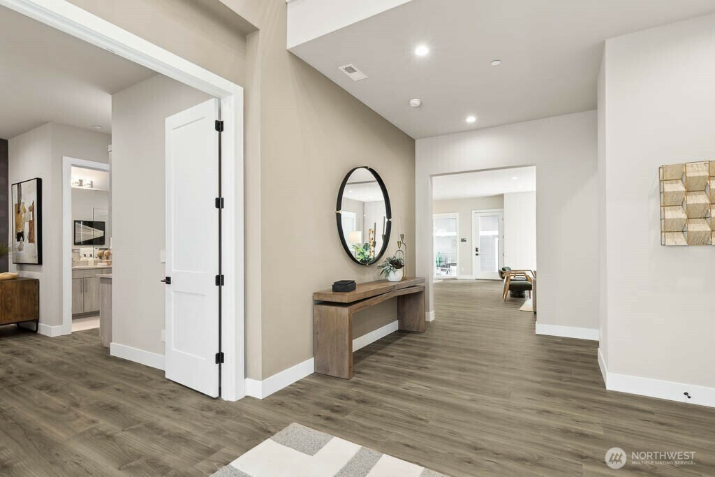 Property Photo: 215 8th Avenue W WA 98033