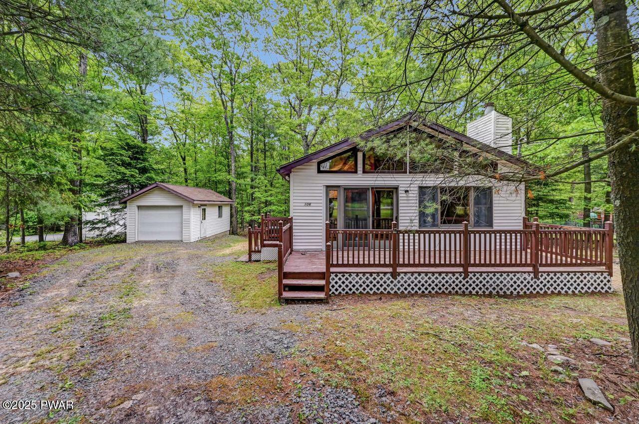 106 Aspen Ridge Drive  Hawley PA 18428 photo
