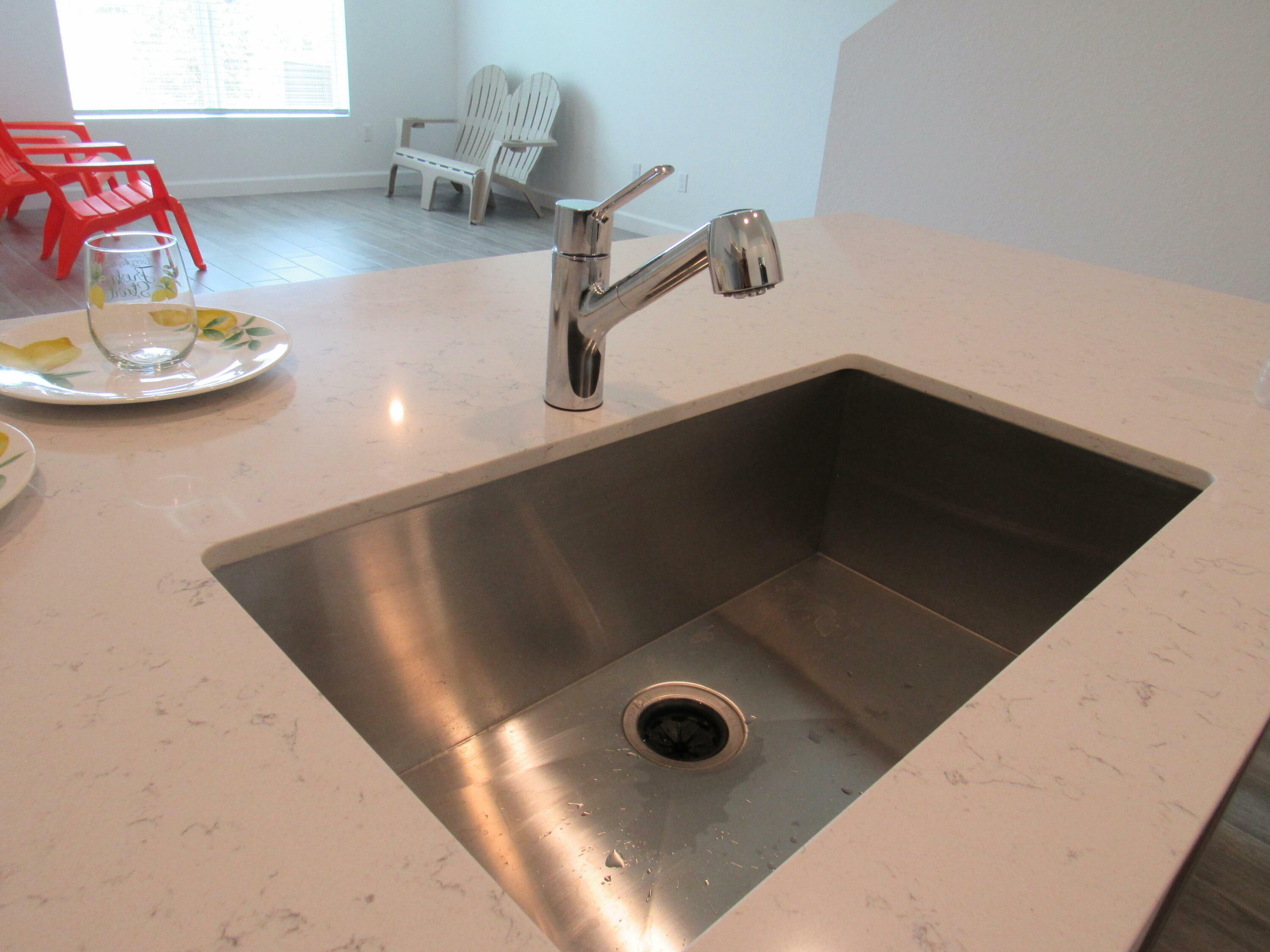 Property Photo: 4332 Pond Lily Lane FL 33467