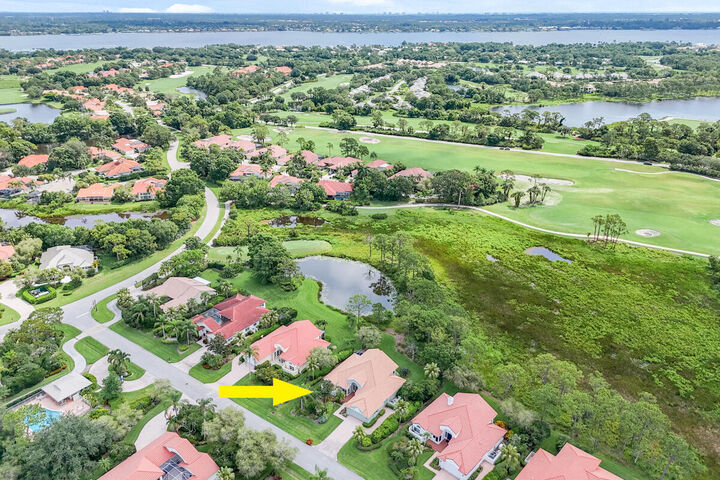 Property Photo:  13312 NW Maplewood Road  FL 34990 