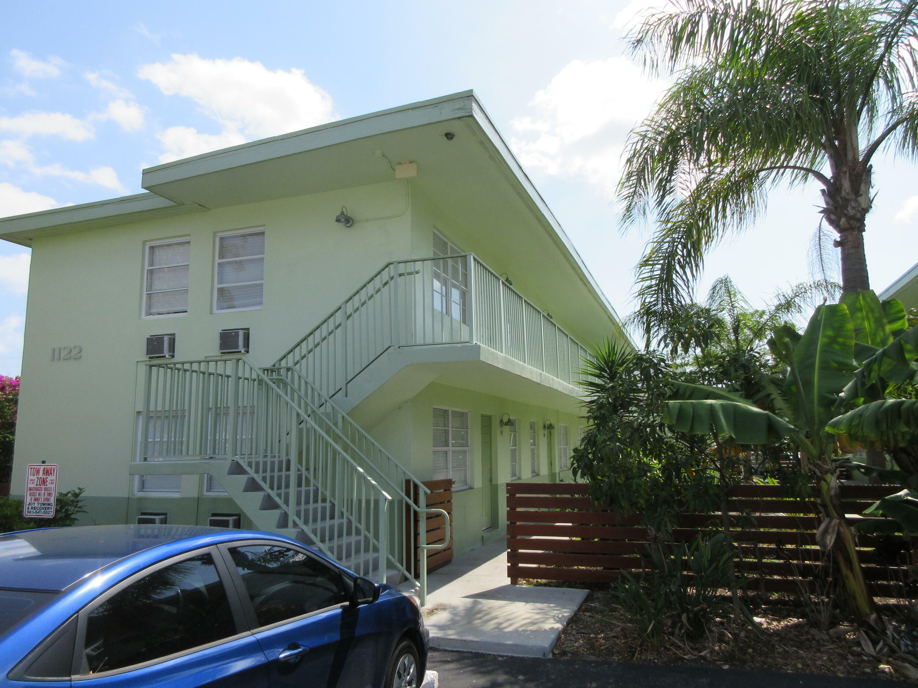 Property Photo: 1122 N H Street 16 FL 33460