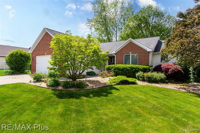 353 Golfside Drive  Lapeer MI 48446 photo