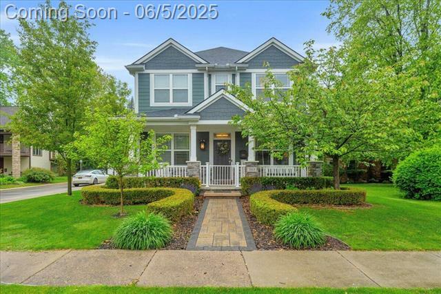 Property Photo: 303 Terry Avenue MI 48307