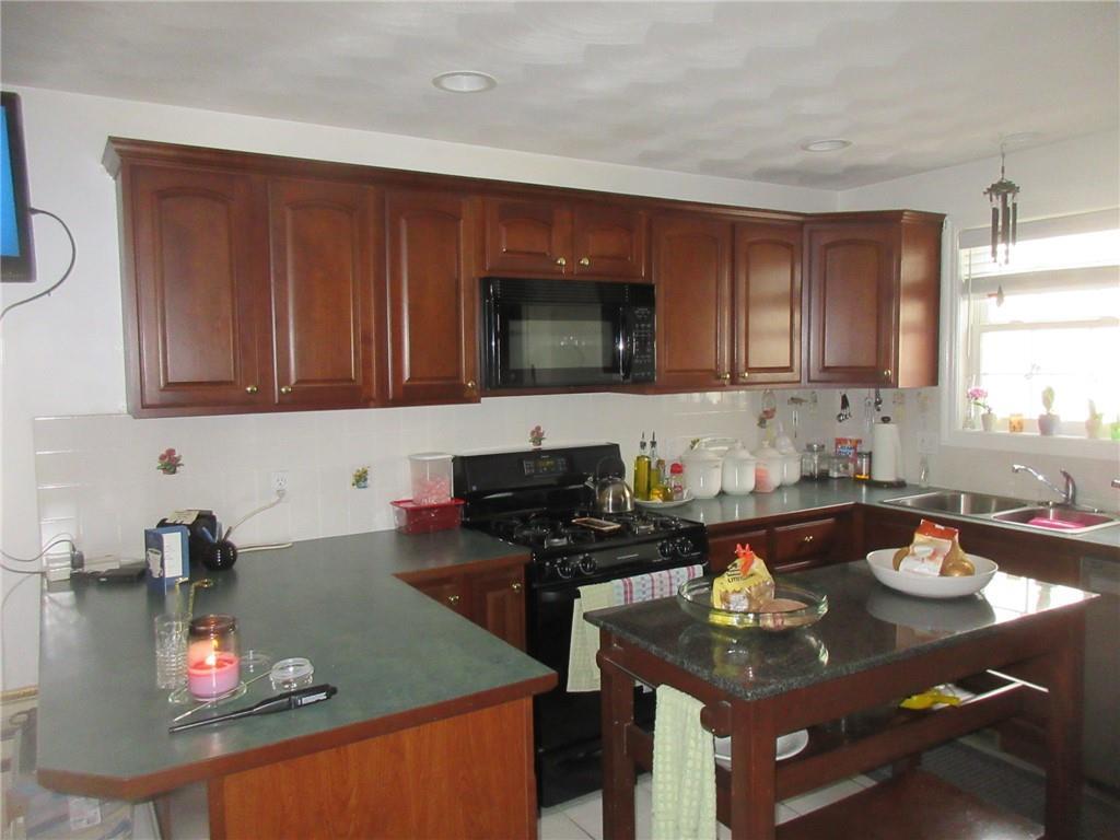 Property Photo:  236 Cheshire Drive 236  RI 02921 
