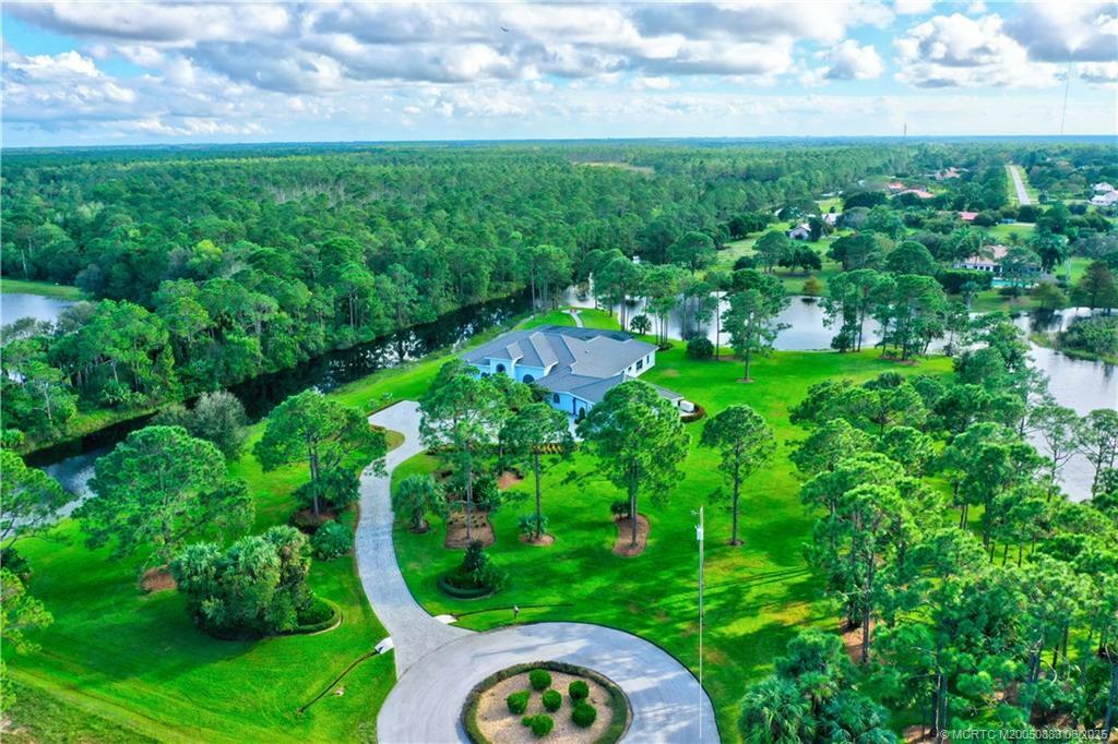Property Photo: 2308 SW Austin Lane FL 34990