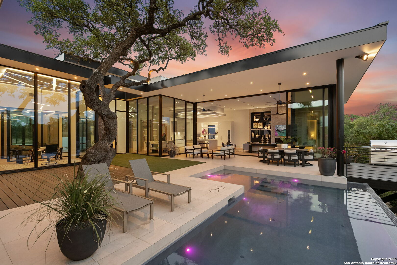 Property Photo: 24615 Cliff Line TX 78257