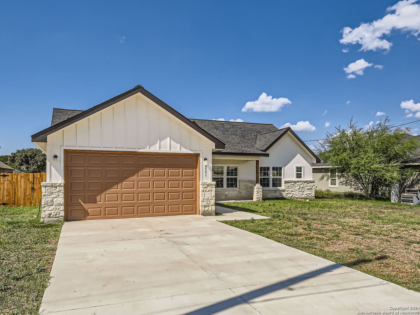 Property Photo:  8501 Utopia Blvd  TX 78154 