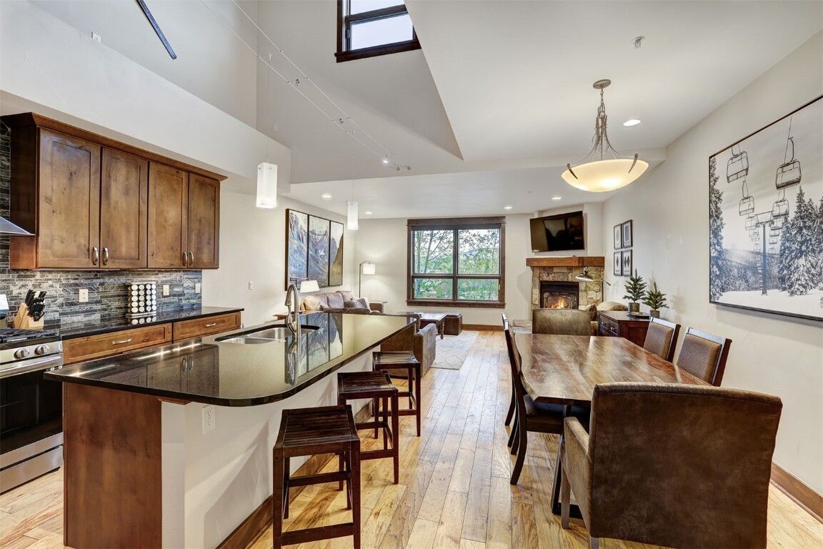 Property Photo: 45 Watertower Way 202 CO 80443