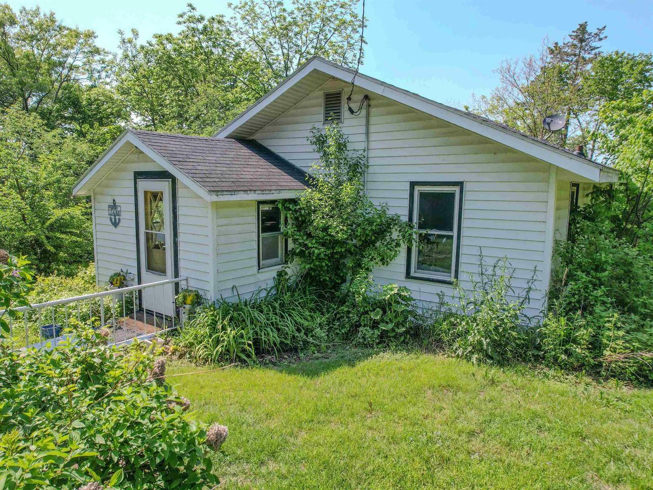 W6562 Barkers Road  Elkhorn WI 53121 photo