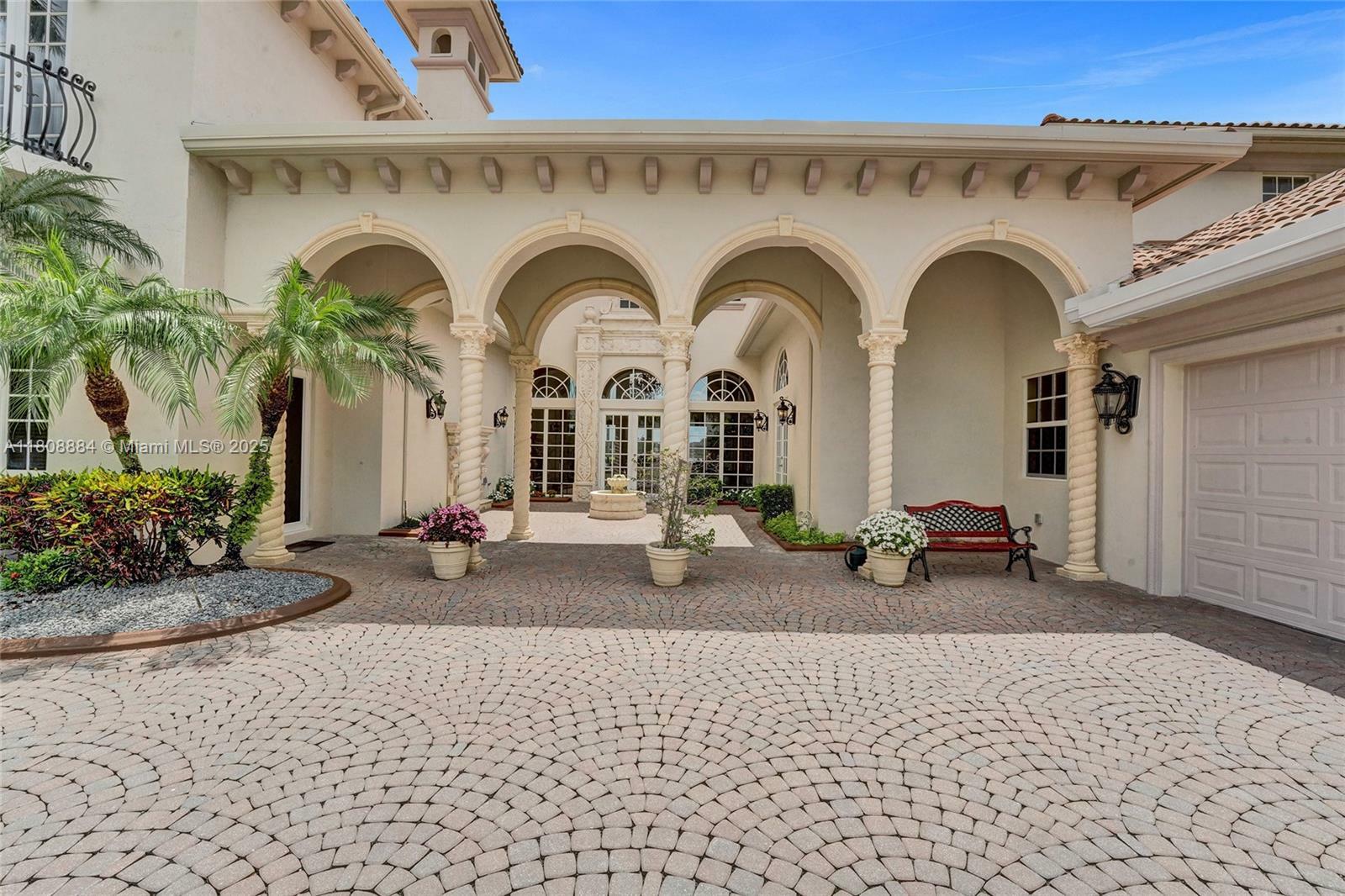 Property Photo: 3308 Islewood Ave FL 33332
