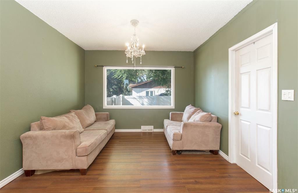 Photo de la propriété:  1109 9th Avenue NW  SK S6H 4J8 