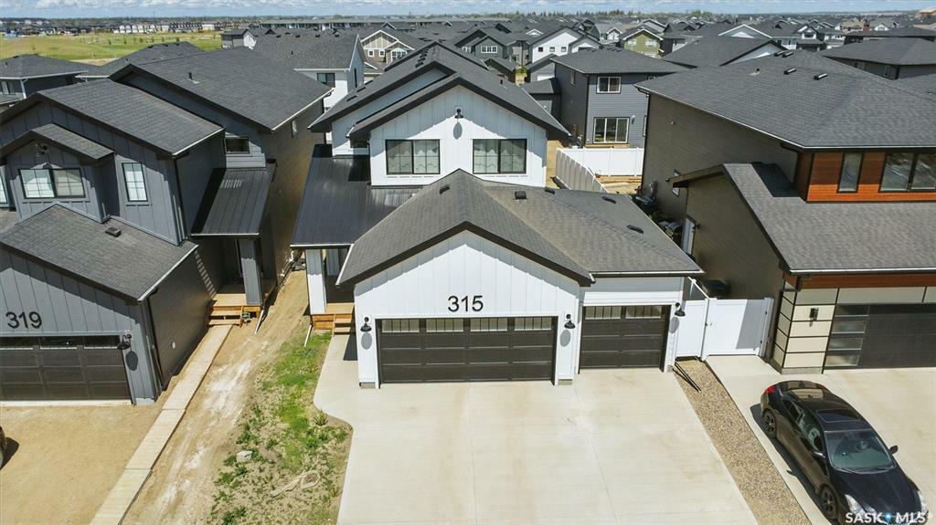 Property Photo: 315 Dziadyk Bend SK S7V 1M5