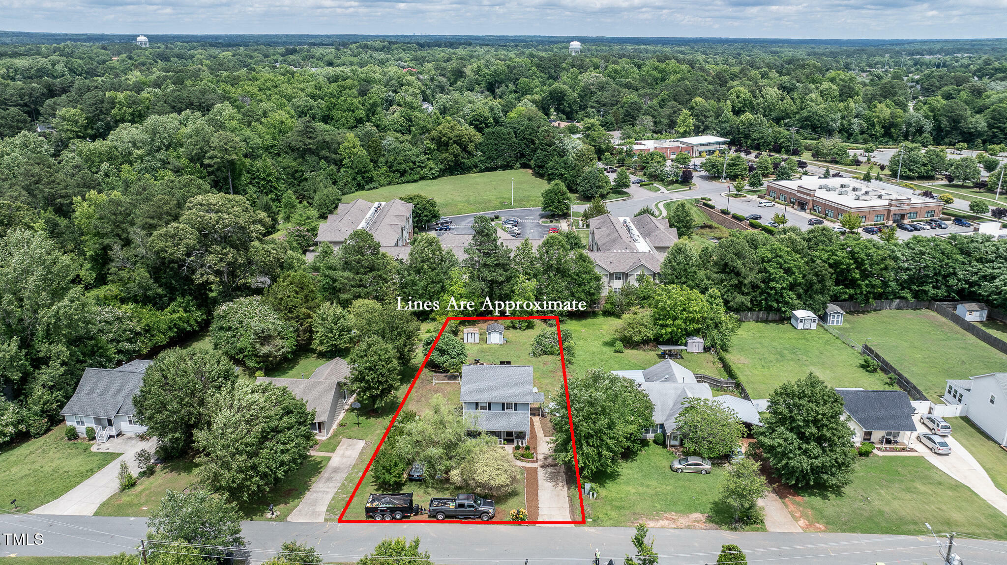 Property Photo: 601 Country Lane NC 27540