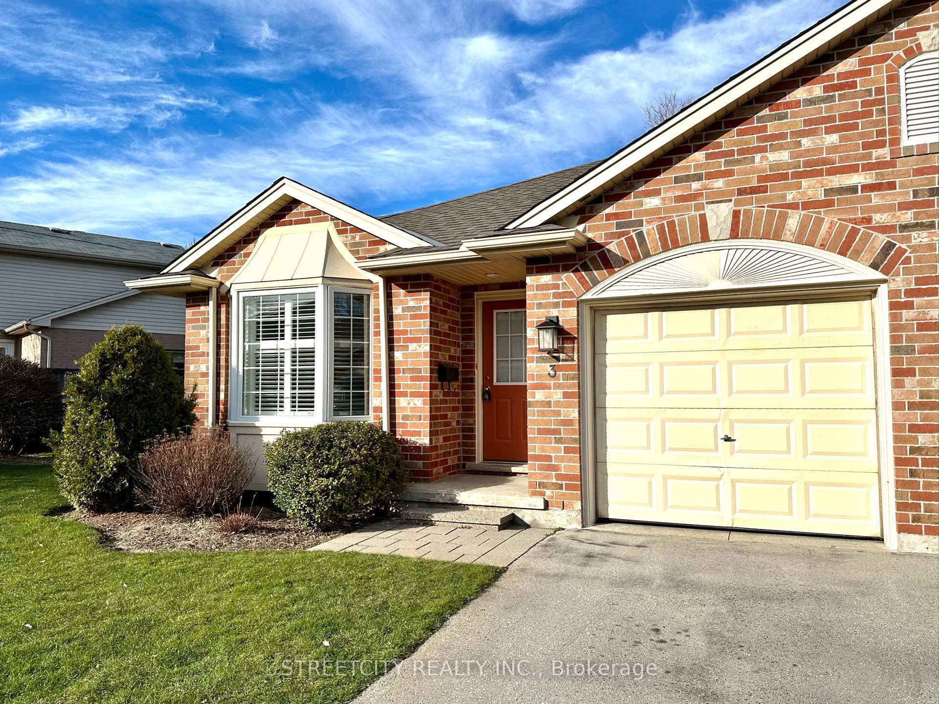 1625 Attawandaron Road 3  London North ON N6G 3M5 photo