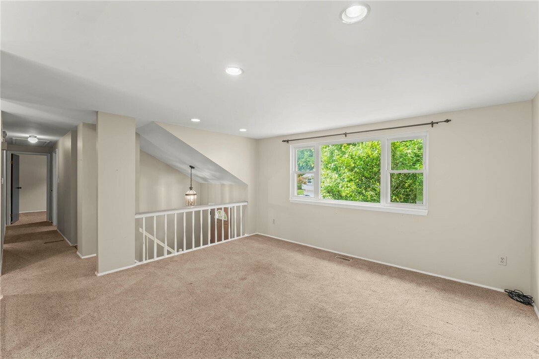 Property Photo: 344 Fruitwood Dr. PA 15102