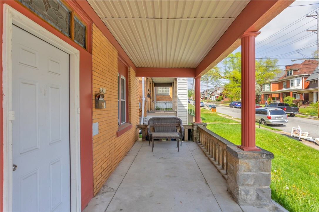 Property Photo: 1901 Termon Ave PA 15212