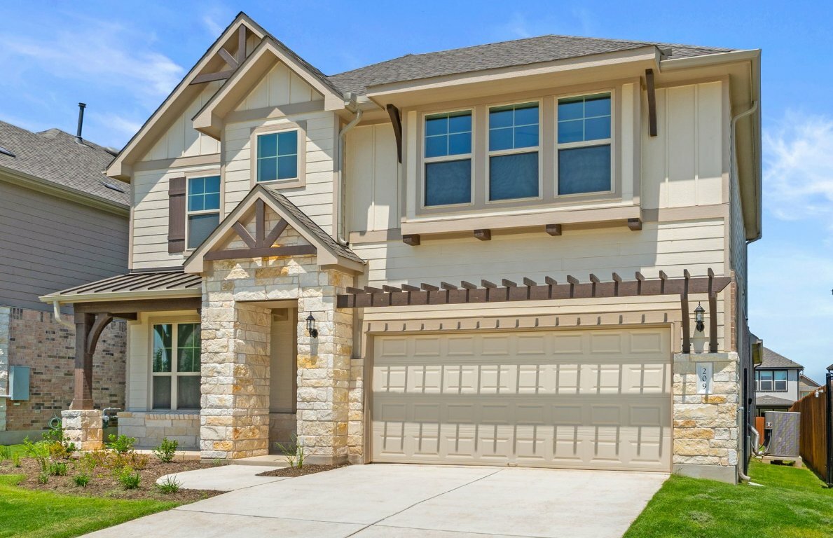 Property Photo: 209 Bristlecone Bend TX 78642