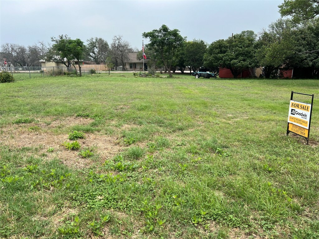 Property Photo:  103 Pitchfork Drive  TX 78636 
