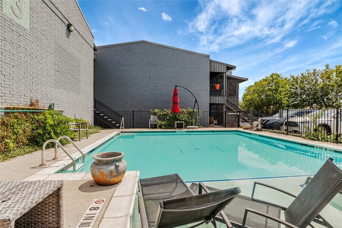 Property Photo: 909 Reinli Street 213 TX 78751