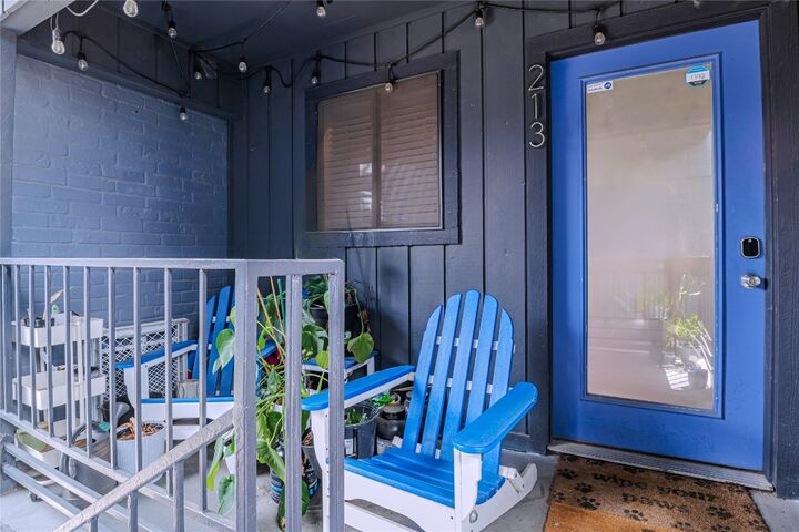 Property Photo: 909 Reinli Street 213 TX 78751