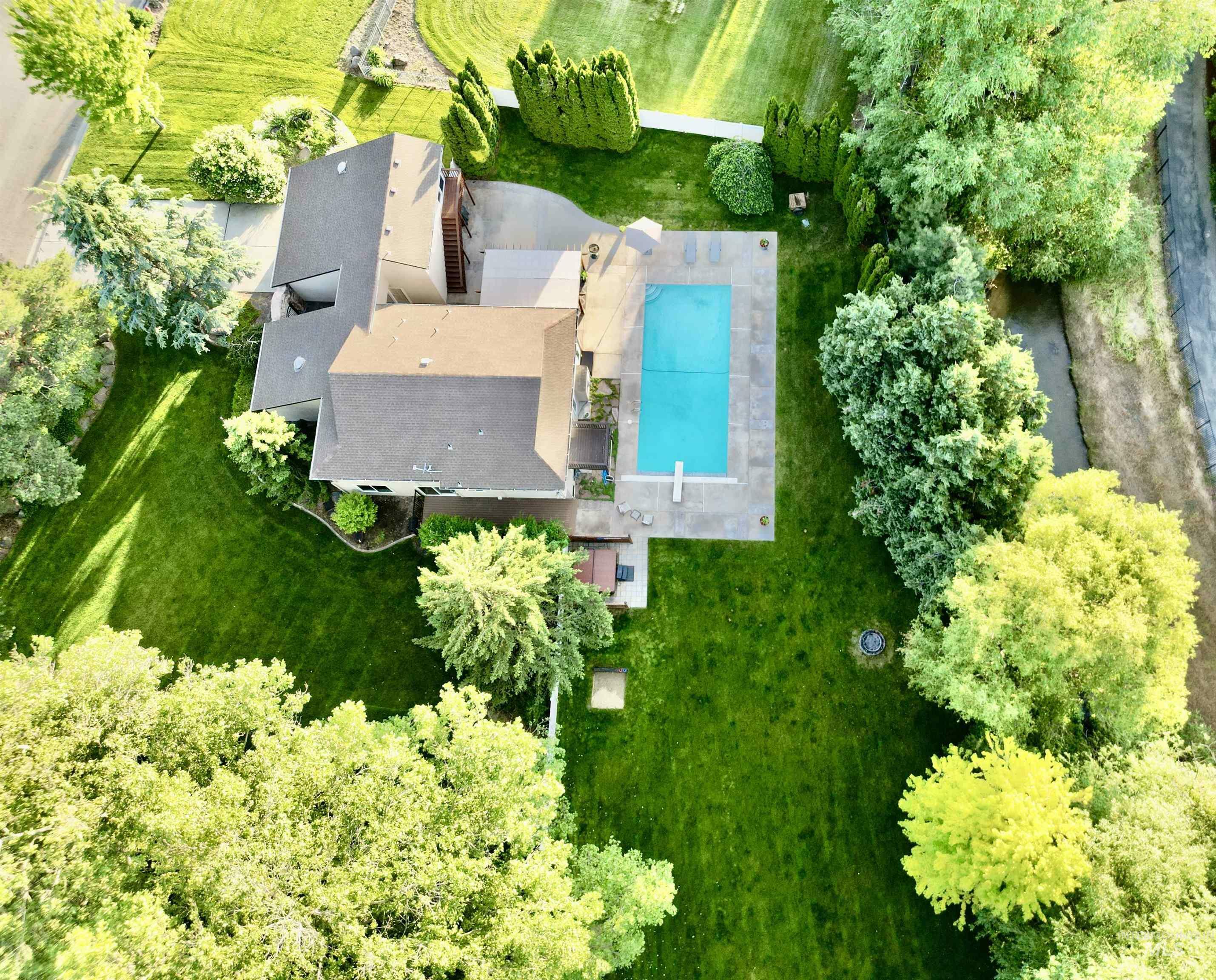 2908 E Leslie Drive  Meridian ID 83642 photo