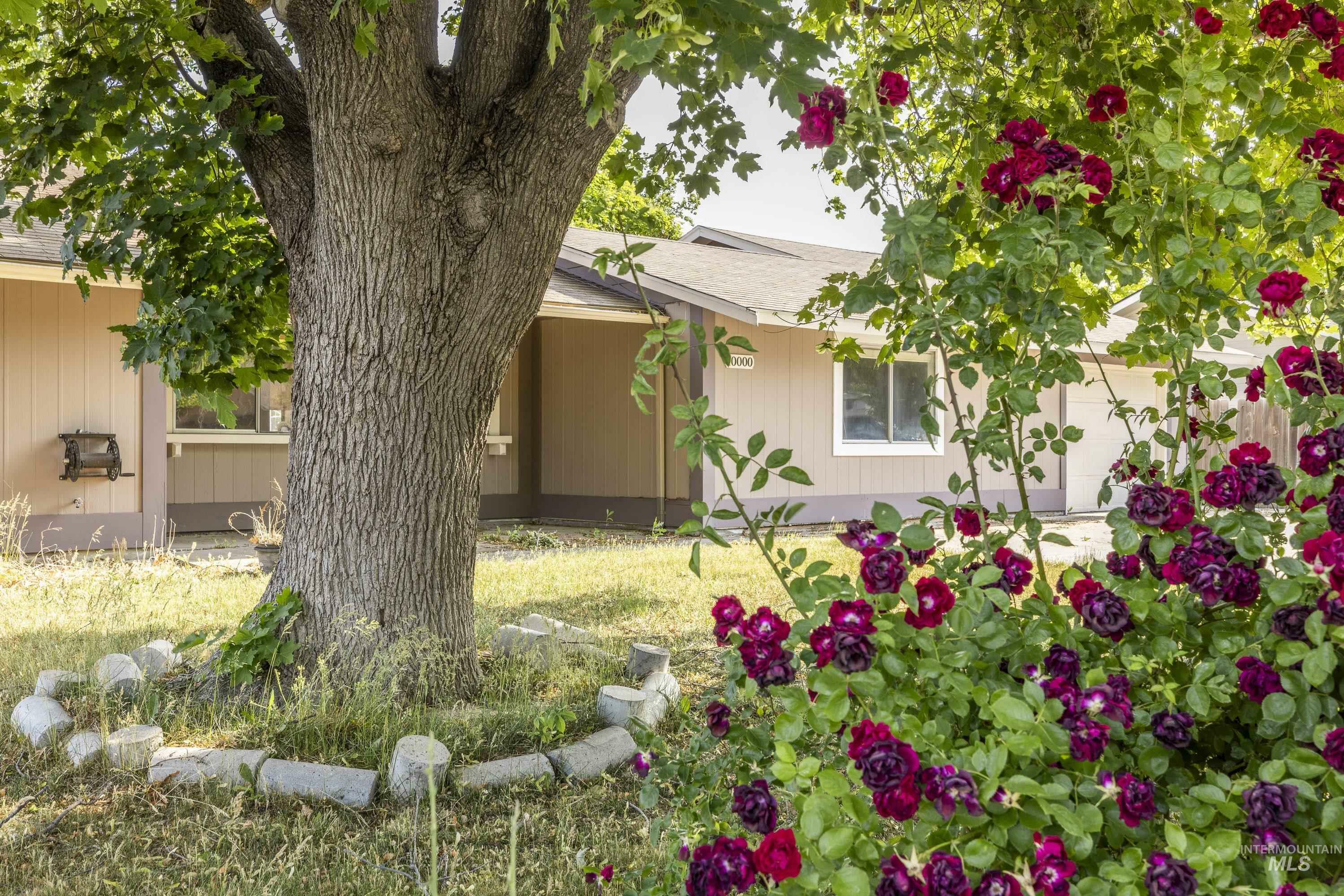 Property Photo: 10000 W Tudor ID 83704-5263