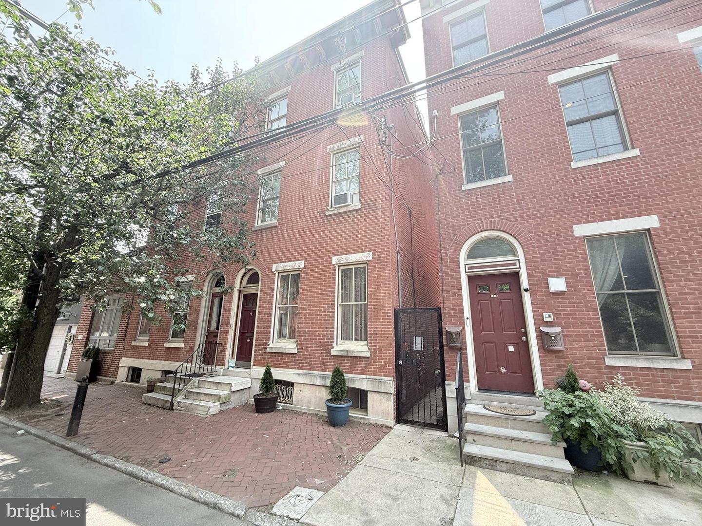 Property Photo: 1516 North Street PA 19130