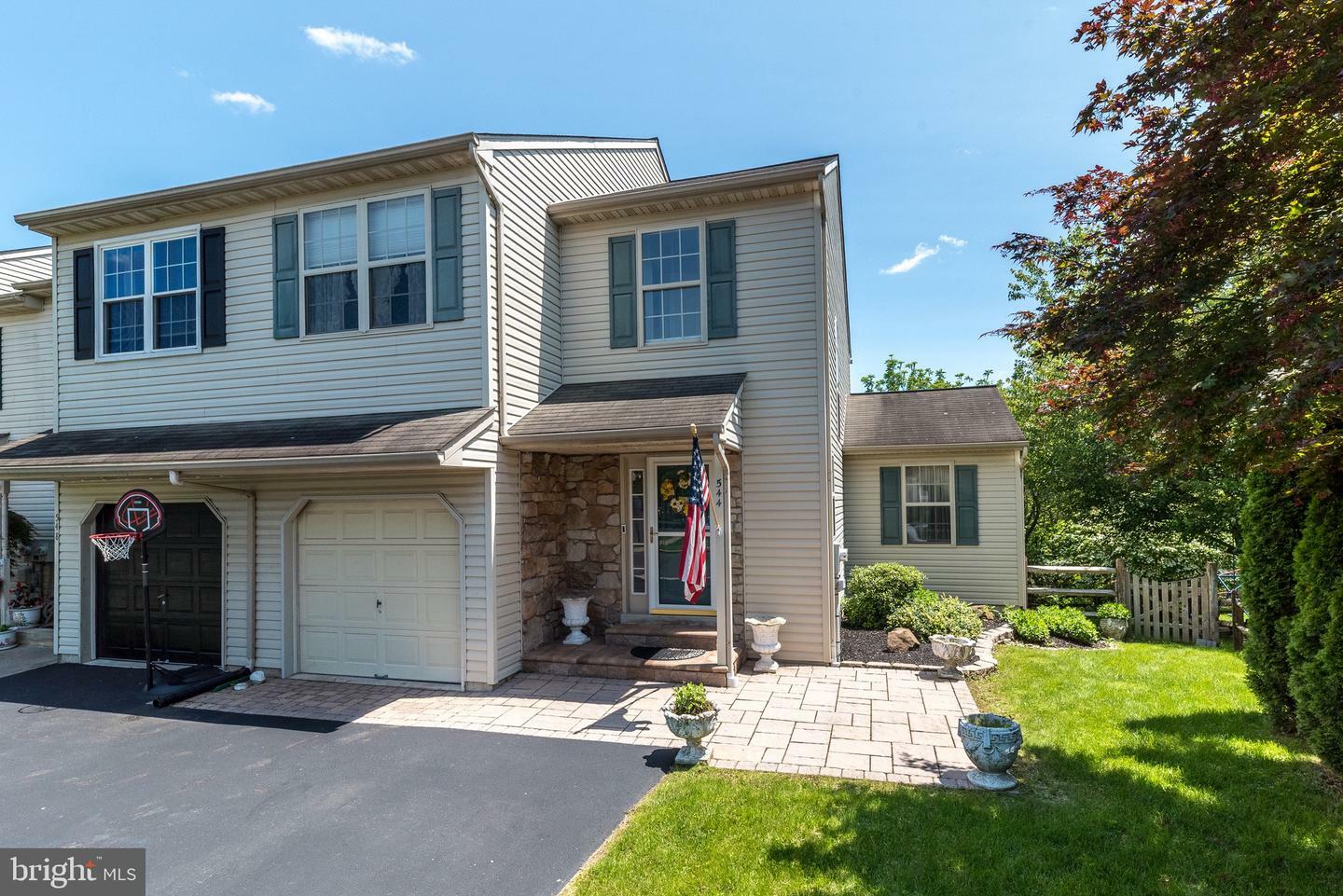 544 Campus Drive  Perkasie PA 18944 photo