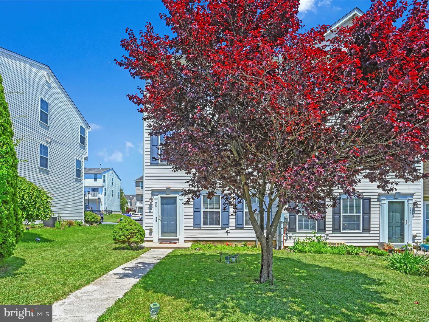 Property Photo: 251 Eliot Street PA 17603