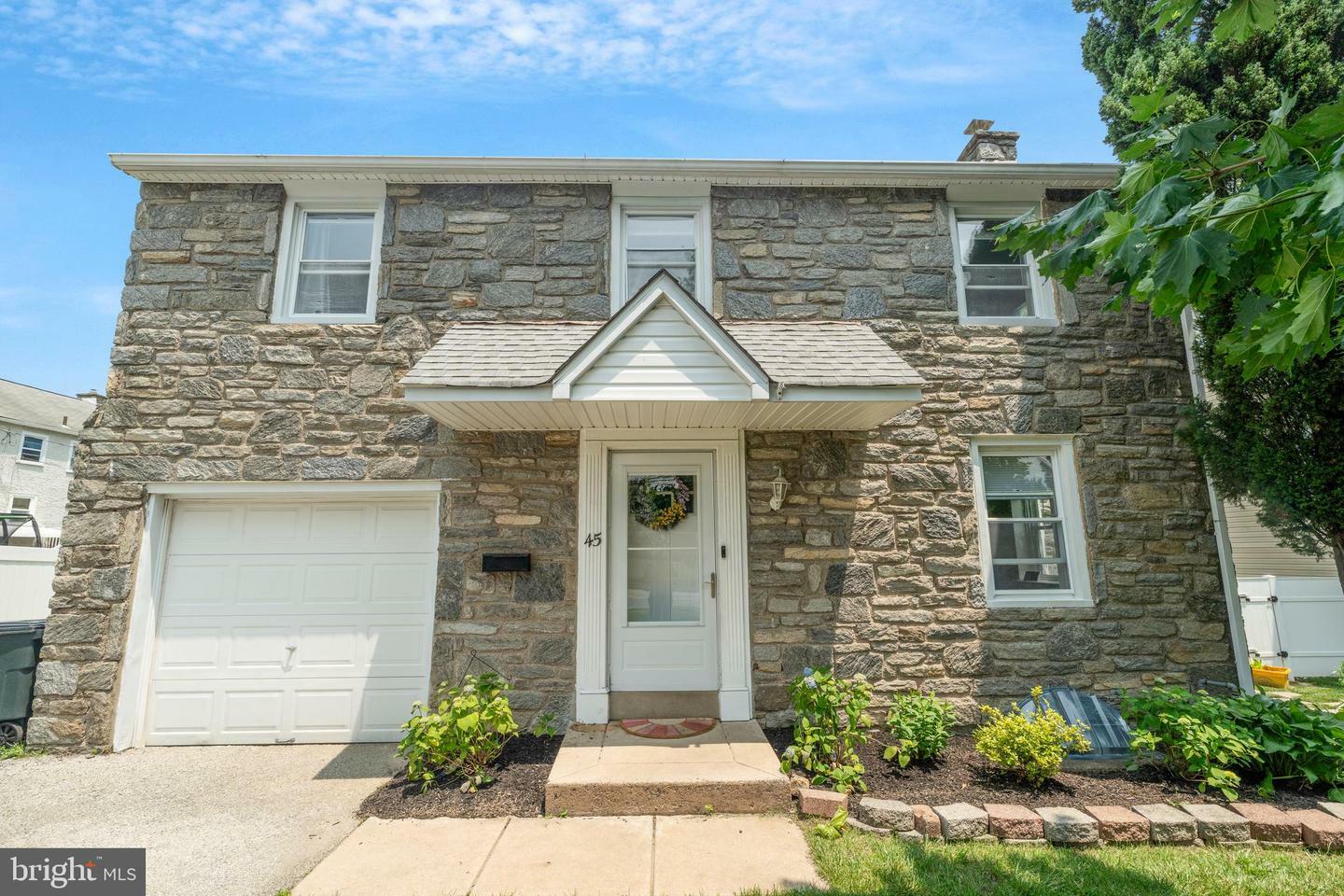 Property Photo: 45 W Woodland Avenue PA 19064