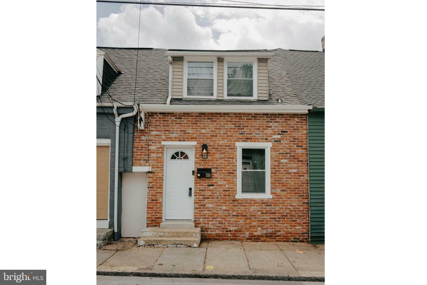 550 Manor Street  Lancaster PA 17603 photo