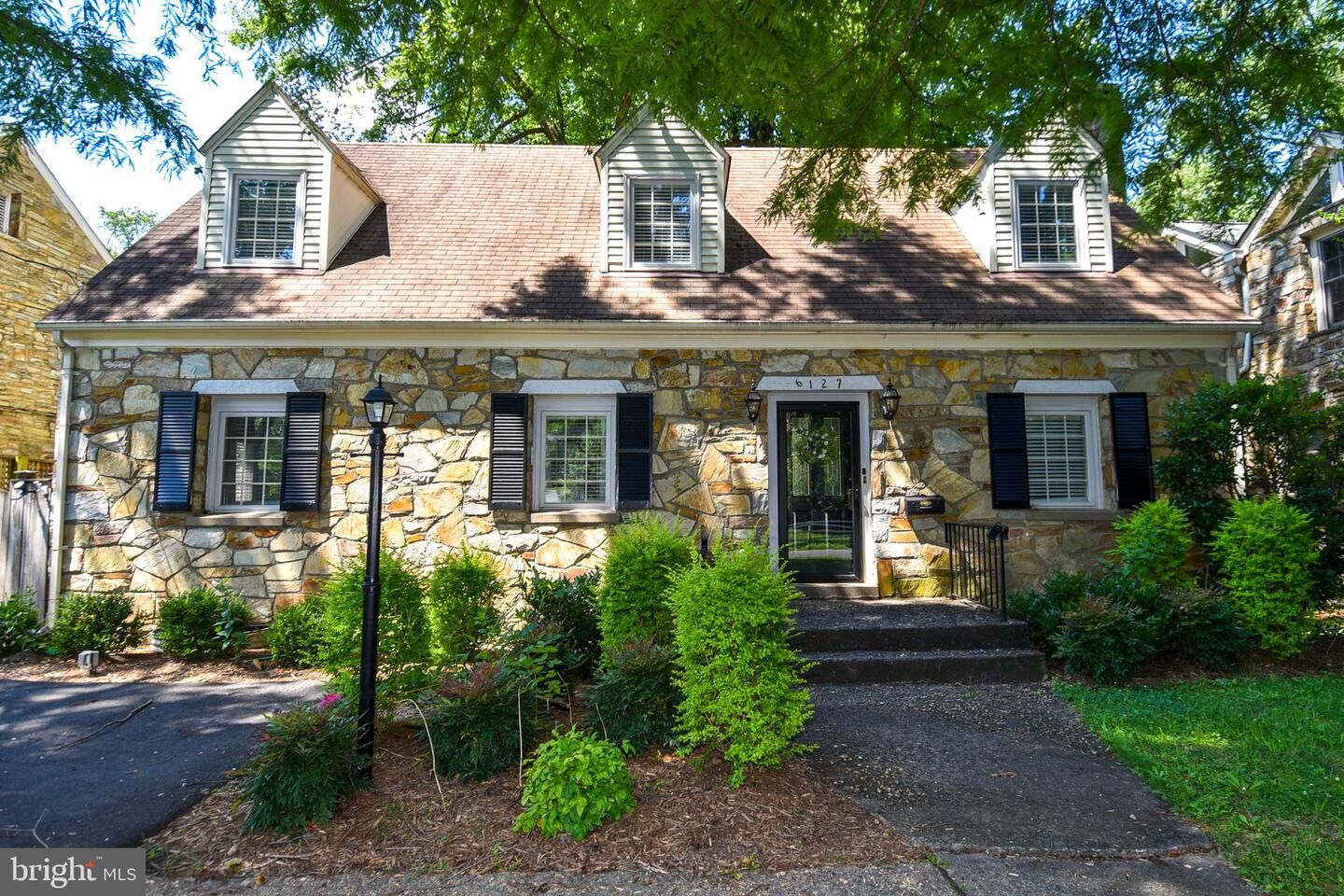Property Photo: 6127 Brook Drive VA 22044