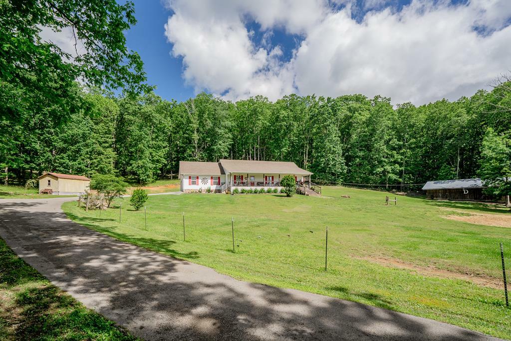 Property Photo: 2163 Red Leaf Lane TN 37379