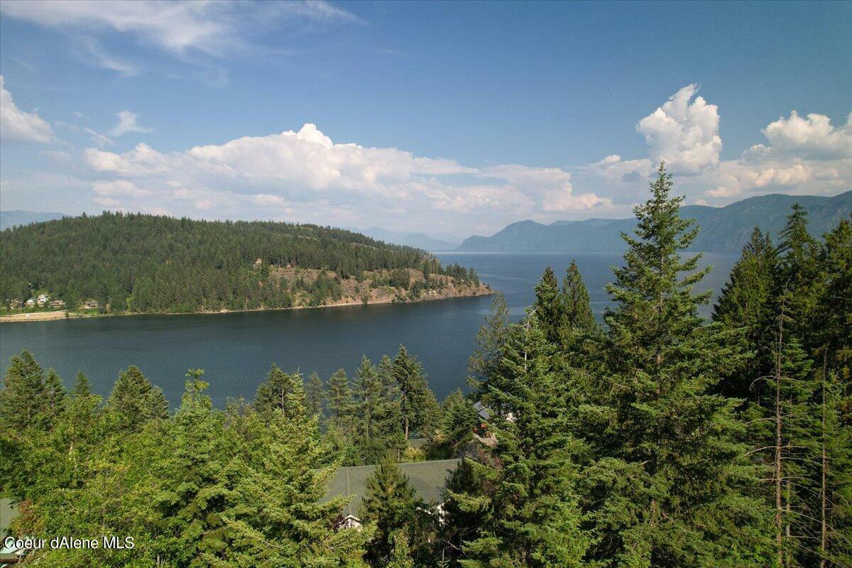 Property Photo: 661 Midas Dr ID 83860