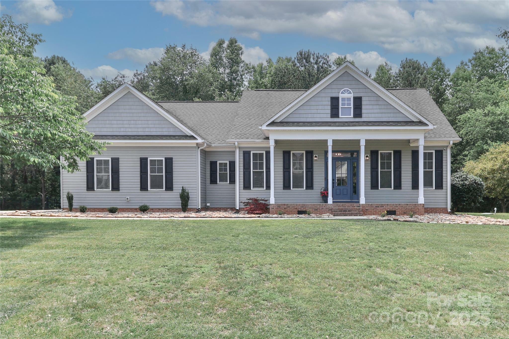 3709 Creek Ridge Drive  Denver NC 28037 photo