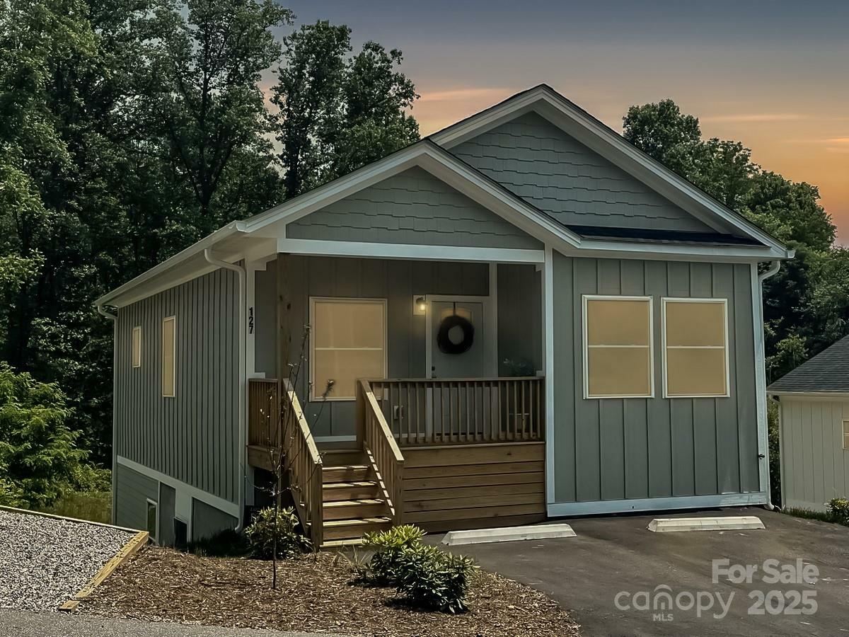 127 Northbend Drive  Asheville NC 28804 photo