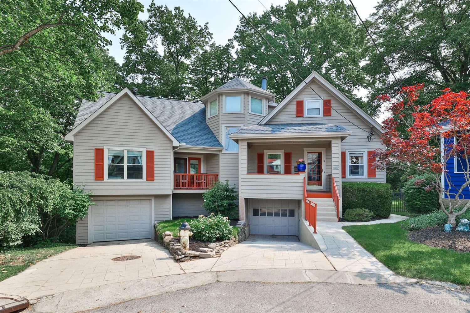 Property Photo: 3558 Rawson Place OH 45209