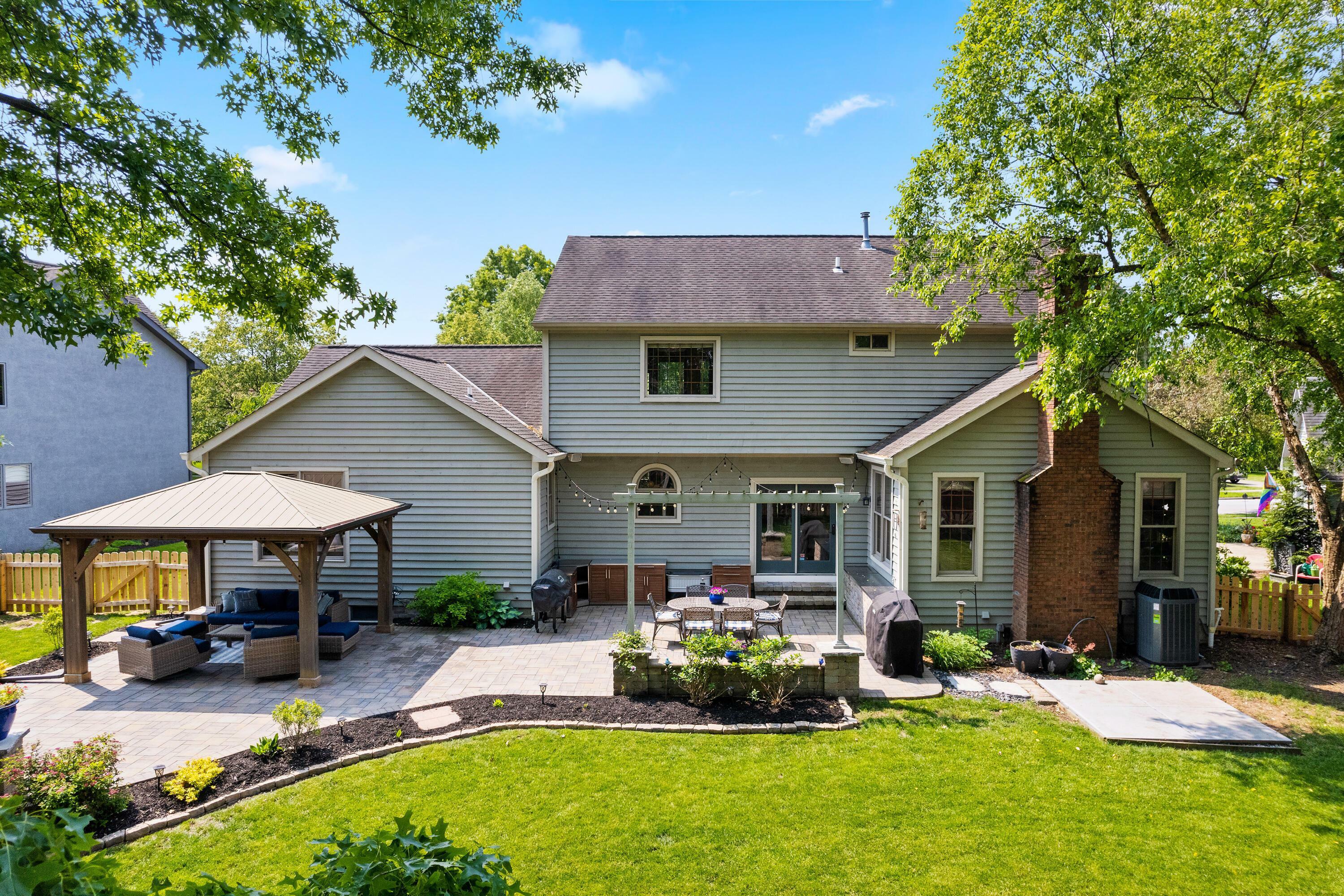 Property Photo: 432 Ashford Drive OH 43082