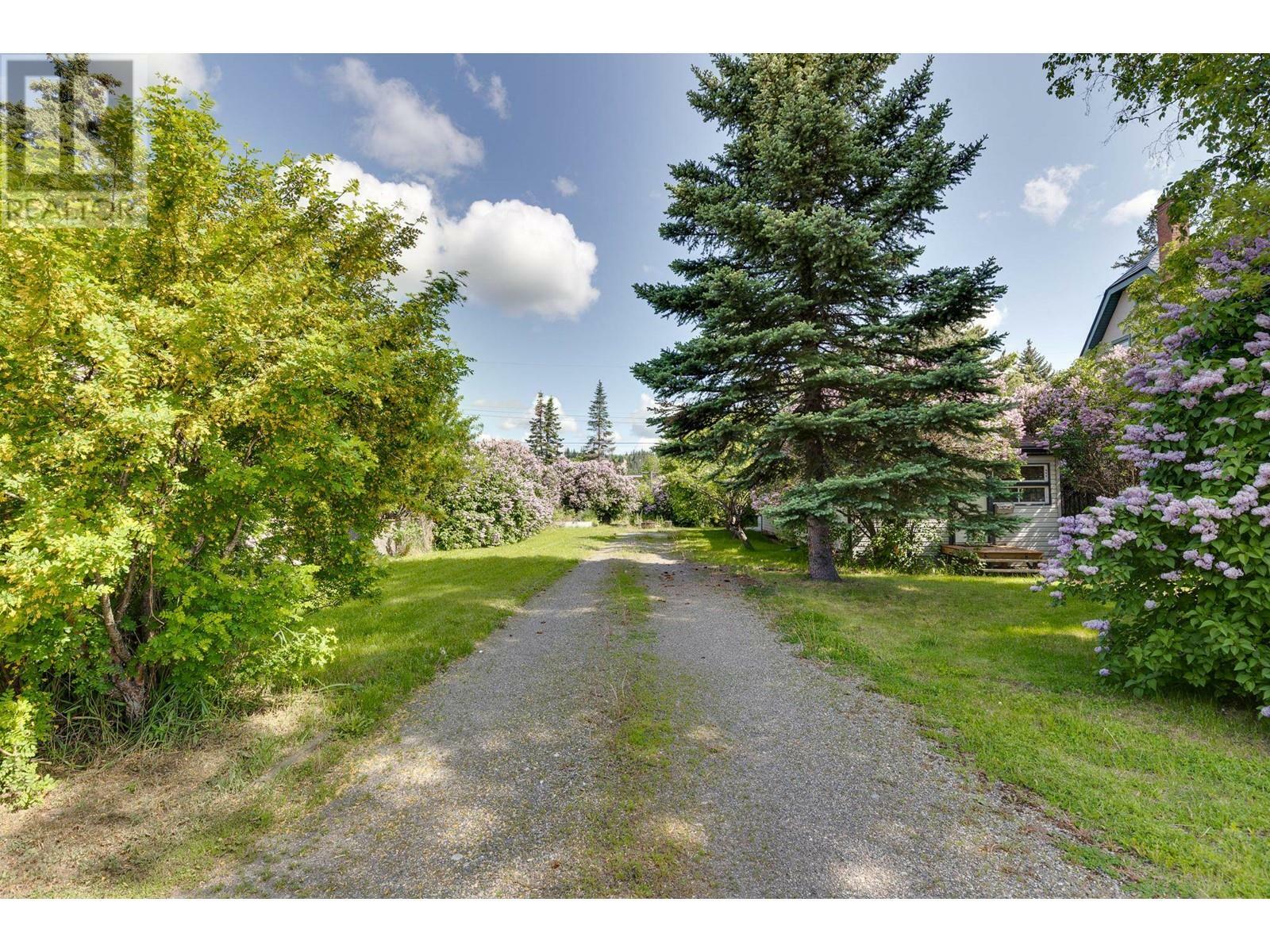 Property Photo: 1934 Ross Crescent BC V2M 1Y5