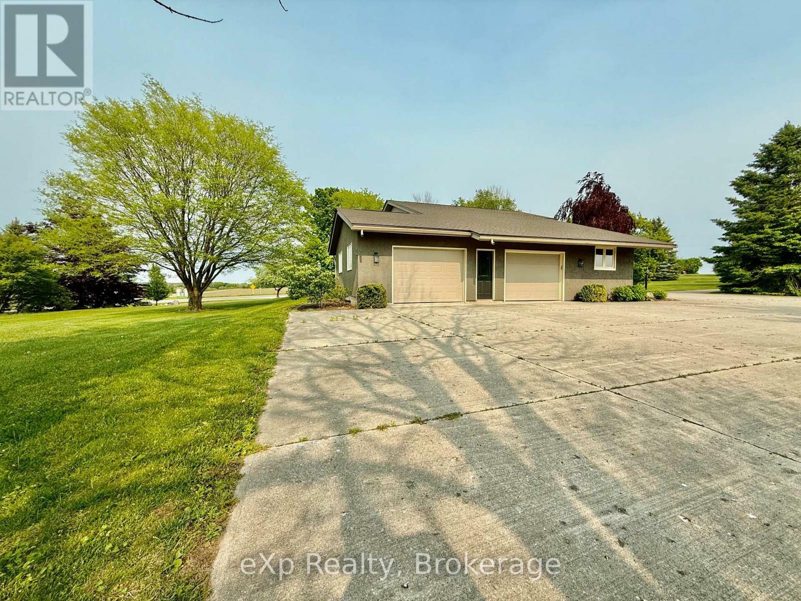 Property Photo: 93 Sideroad 40 ON N0G 2J0