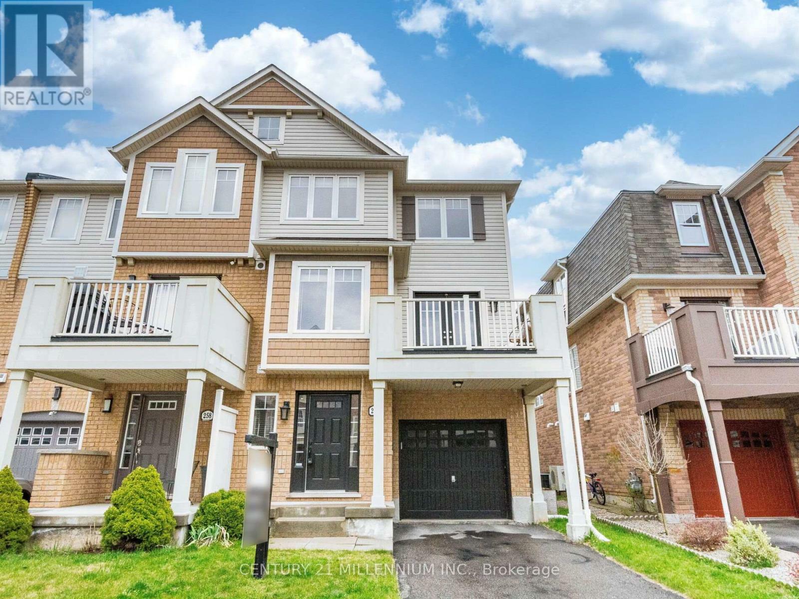 Property Photo: 260 Wetenhall Landing ON L9T 7B7